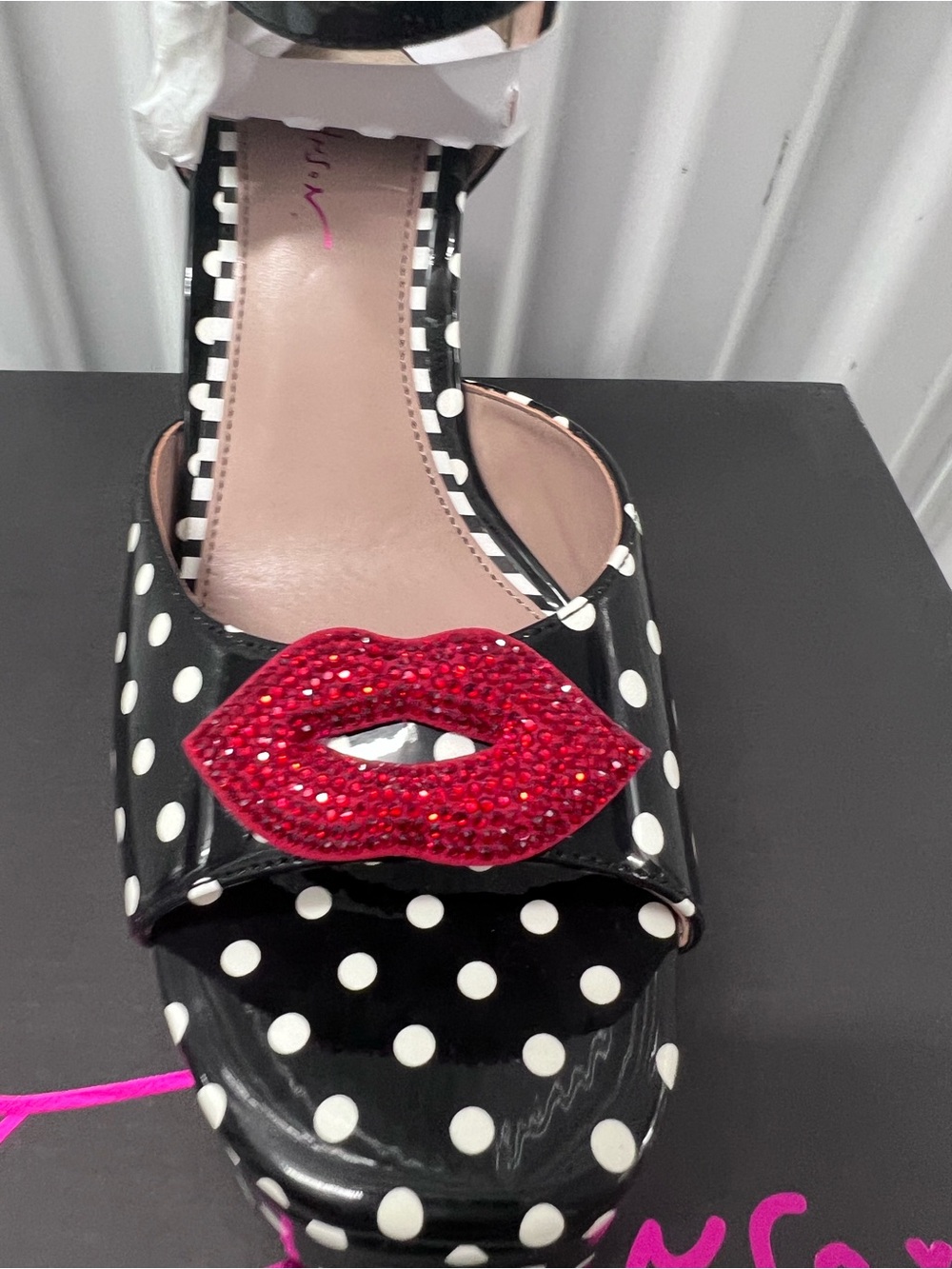 Betsey Johnson Allyson Lips Polka Dot Platform Heels Sandals NEW - Picture 9 of 10
